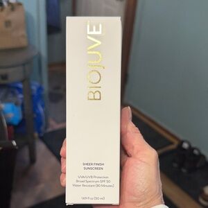 BIOJUVE Sheer Finish Sunscreen